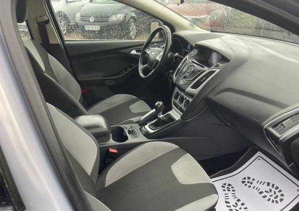 Ford Focus cena 25900 przebieg: 182000, rok produkcji 2012 z Lębork małe 497